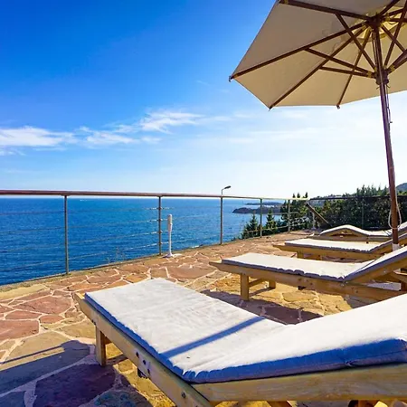 Willa Luxueuse Surplombant La Mer - Vue Incroyable *